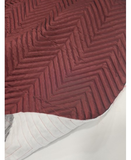 Acolchoado em Zig Zag Cor Vermelho Escuro com Pasta de enchimento 60grs 