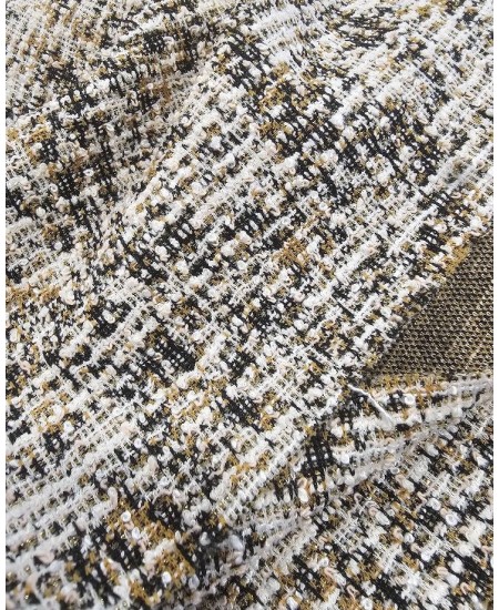 malha interlock efeito Chanel em dourado/pérola